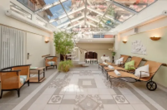 โรงแรมอีเดนเวลเนส