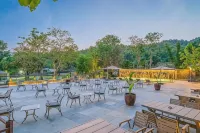 Paatlidun Safari Lodge, Jim Corbett - Homestays