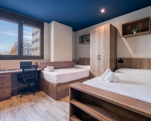 Livensa Living Studios Valencia Marina Real Hotels near Algiros