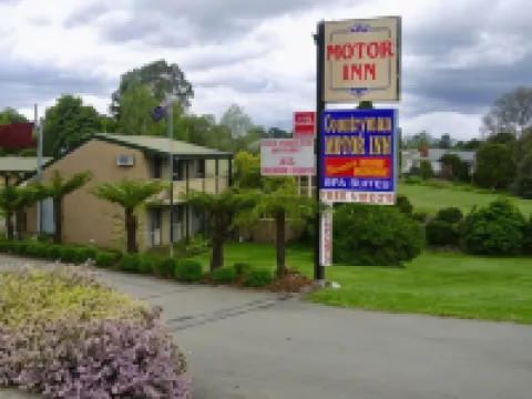 オーボストカントリーマンモーターイン オーボストのホテル