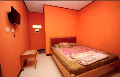 Adinda Homestay Lembang Hotels near The Lodge Maribaya