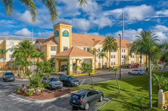La Quinta Inn & Suites by Wyndham Orlando Universal Area Hoteles en 