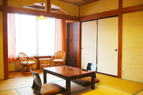 Country Inn Kashiwabara - Pensions