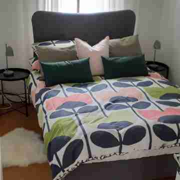 Town Centre Home Away from Home..... Rooms