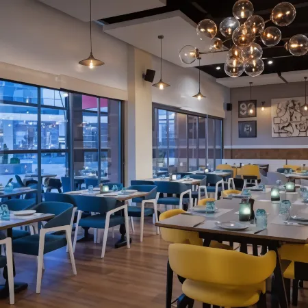 Courtyard Chisinau Отели в г. Кишинев