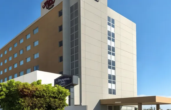 伊拉普阿託歡朋酒店