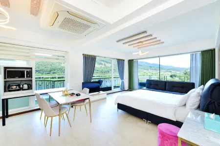 Gapyeong New Healing Pension Отели рядом с достопримечательностью «Edelweiss»