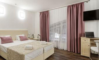 Simple Bon Voyage Hotel