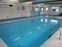 Travelodge by Wyndham Salmon Arm - Pools