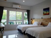 The Color Place Hotel in zona Tempio Sala Loi