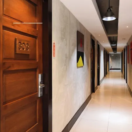 Travelbee Seaside Inn Отели рядом с достопримечательностью «Cebu Ferries Corporation - AATC Pier»