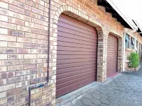 Spacious holiday home in cozy complex. Walking distance from the nature reserve. Hotels in Eshowe