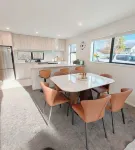 Modern & New • 3 Beds • 6 Guests