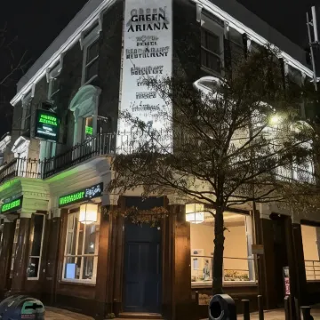 Green Ariana Hotel & Restaurant Hotels near Notting Hill