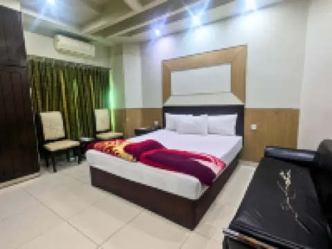 Quick Continental Hotel - Jail Road Hotels near Walled City of Lahore