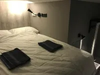 Shelter-Hotels Vdnh