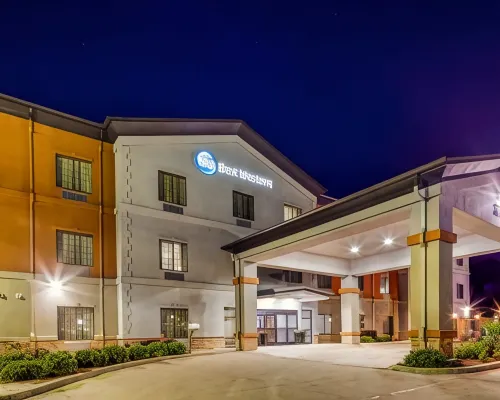 Best Western Carthage Inn  Suites Hotele w: Carthage