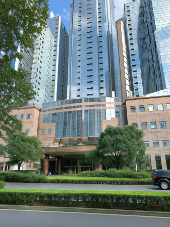 iNestin Shanghai Apartment (Lujiazui)