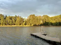 Cozy Sacandaga Lake Home, Sleeps 15, Fire Pit, Outdoor Deck, Pet Friendly!
