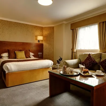 Golden Lion Hotel