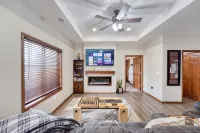 New Construction 2 King Suites Super Clean, Super Nice Voted #1 in Sioux Falls