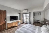 H suite inn - parking