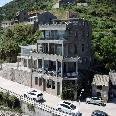 Wenling Yuhai Pavilion Homestay (Dongxia Beach Shuitong'ao)