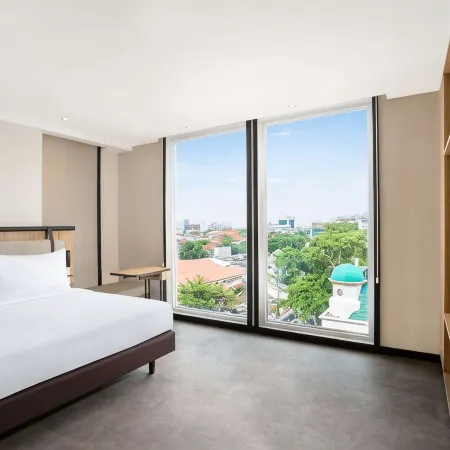 Ibis Jakarta Raden Saleh Отели рядом с достопримечательностью «Сенен»