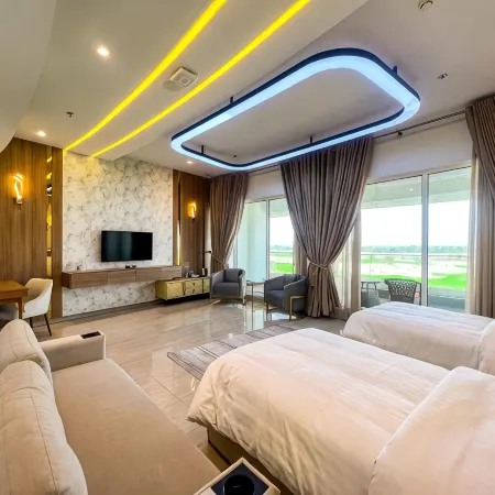 Rumanza by Pearl Continental