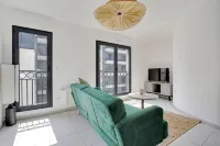 Elegant Appt - 2BDR/6P - Near Paris & La Défense