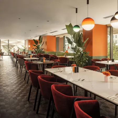 Cardo Brussels, Autograph Collection