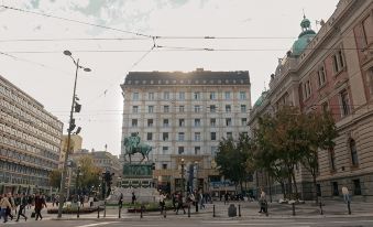 Five Points Square - City Center