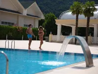 Qafqaz Riverside Hotel - Swimmingpools