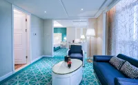 Wyndham Grand Plaza Royale Ningbo