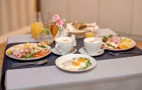 Good Time Aparthotel - พร้อมอาหารเช้า