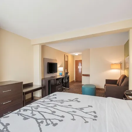 Sleep Inn & Suites