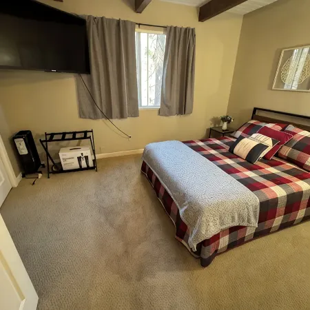 Cozy Home at Heavenly Ski Resort + 5 min to CasinosPrivate Hot Tub/Pet Friendly