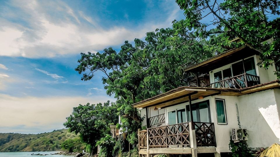 Phi Phi Cozy Seafront Resort