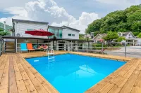 Marine Pension Paju - Pools