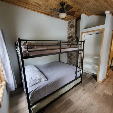 Fabulous 2-bedroom house with WiFi in Sturgeon Bay
