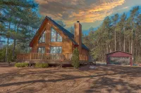 Secluded Cabin Retreat – Your Escape to Nature! - Chalets