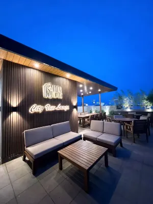 Luxury Cocoon near Fields Avenue - Homestays