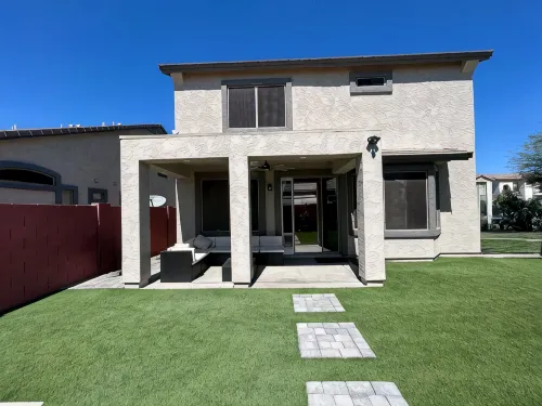 Sunset Retreat! Quiet, gated community, close to hiking and restaurants