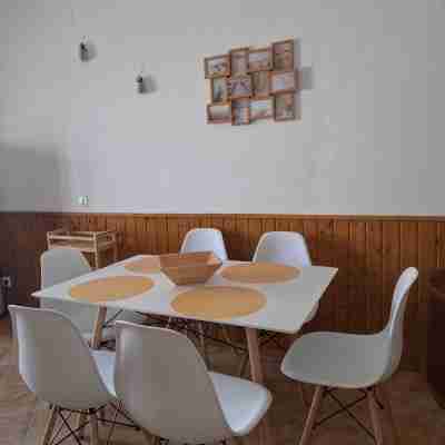 Apartamento T2 Dining/Meeting Rooms