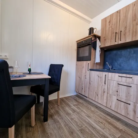 Tinyhaus small