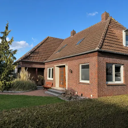 Vacation apartment with outdoor area, East Frisian coast, rural location