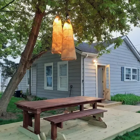 3-bedroom vacation home just a short walk to Lake Michigan