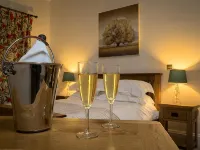 The Horseshoe Country Inn Hotels in Pickering