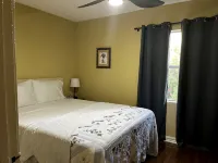 2 Bedroom Near Florida Southern - Apartments