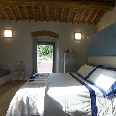 Villa Vestra in Vinci holiday home Hoteles en Vinci
